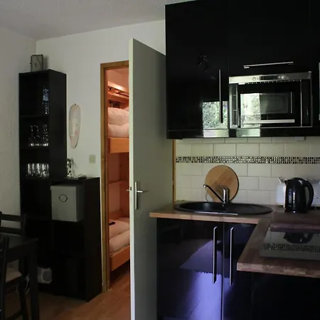 In Near Barbossine Lift * Шатель